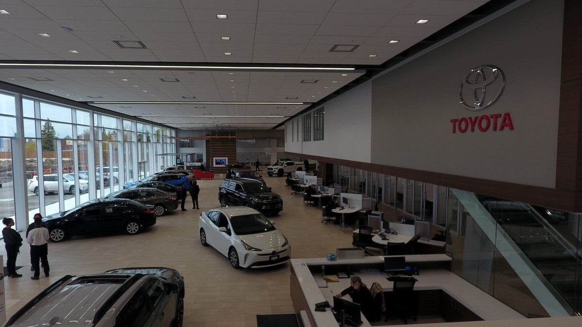Jim Pattison Toyota on Regent Shop New & Used Toyota Cars in Winnipeg