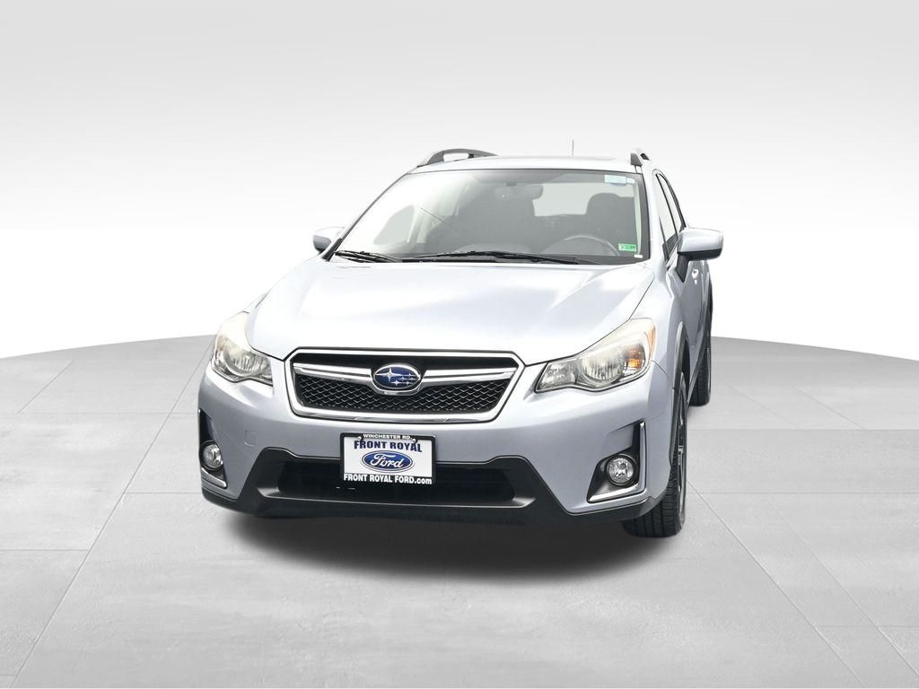 2017 Subaru Crosstrek 2.0i Premium photo 2