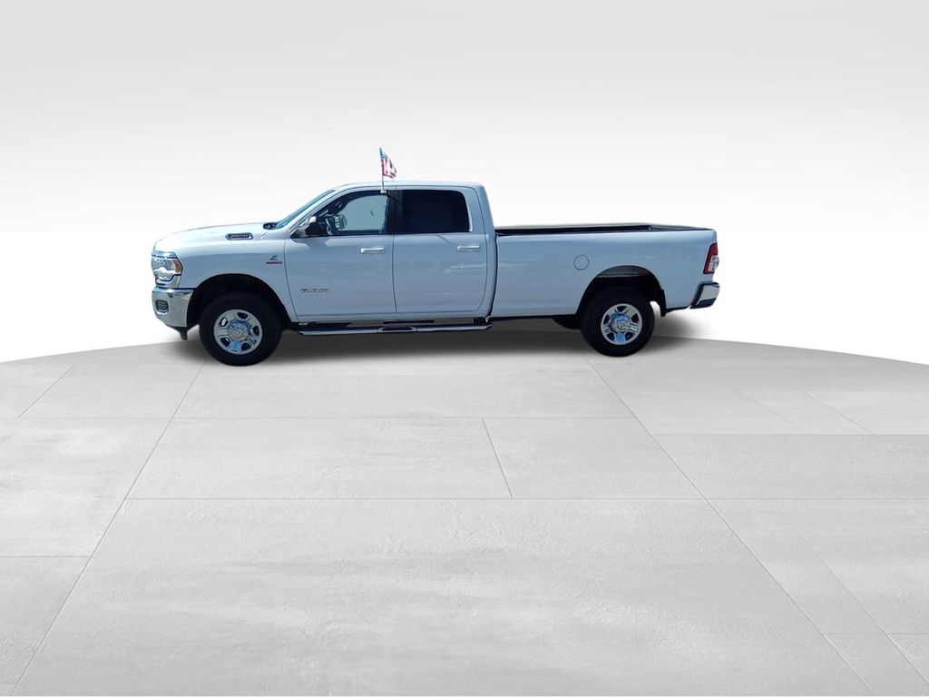 2022 Ram 3500 Big Horn photo 4
