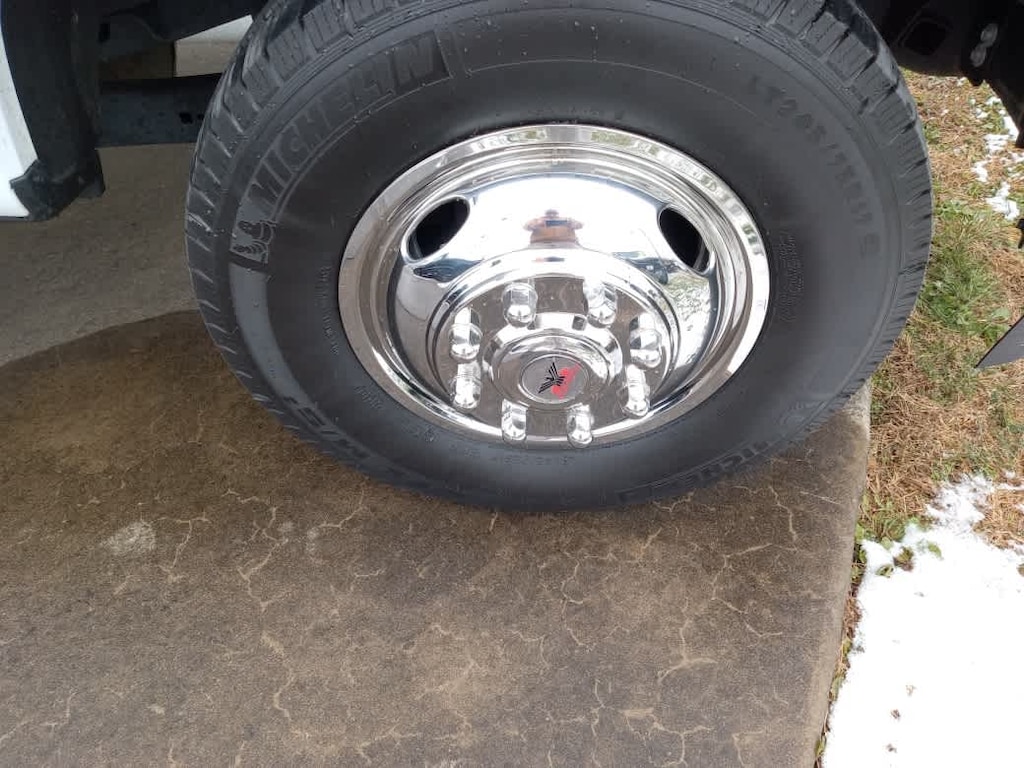 Used 2024 Ford Super Duty F-350 DRW XLT 4WD Crew Cab 8 Box 4WD Crew Cab 8 Box