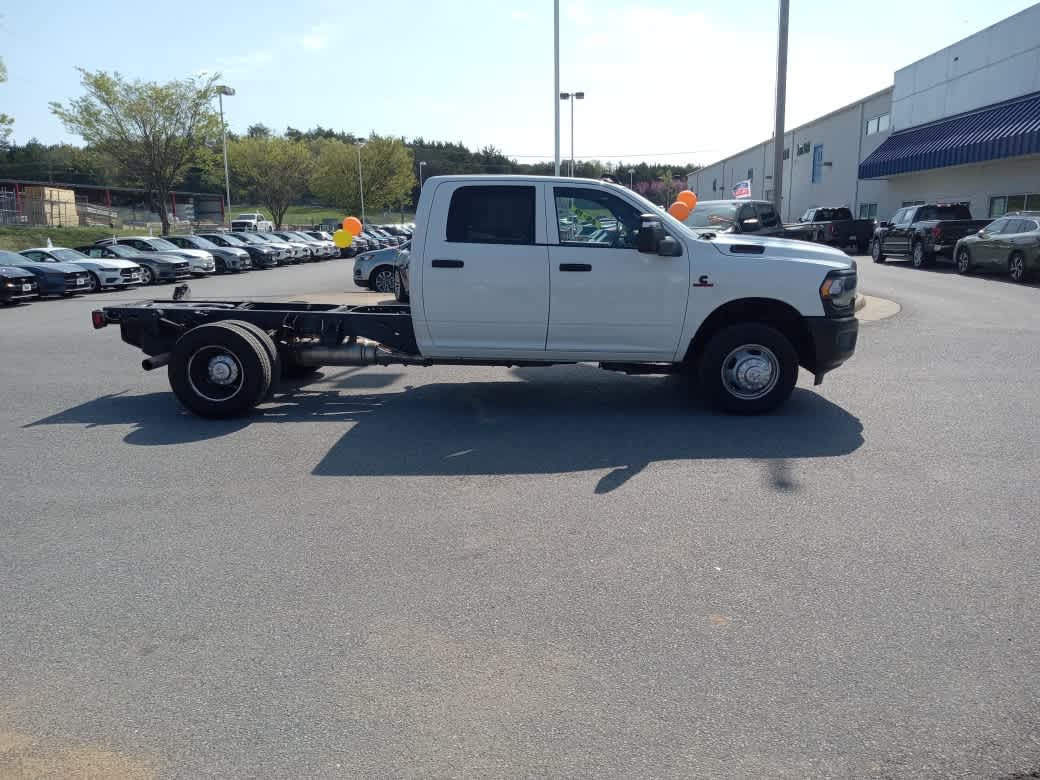 2022 RAM Ram 3500 Chassis Cab Tradesman - Photo 8