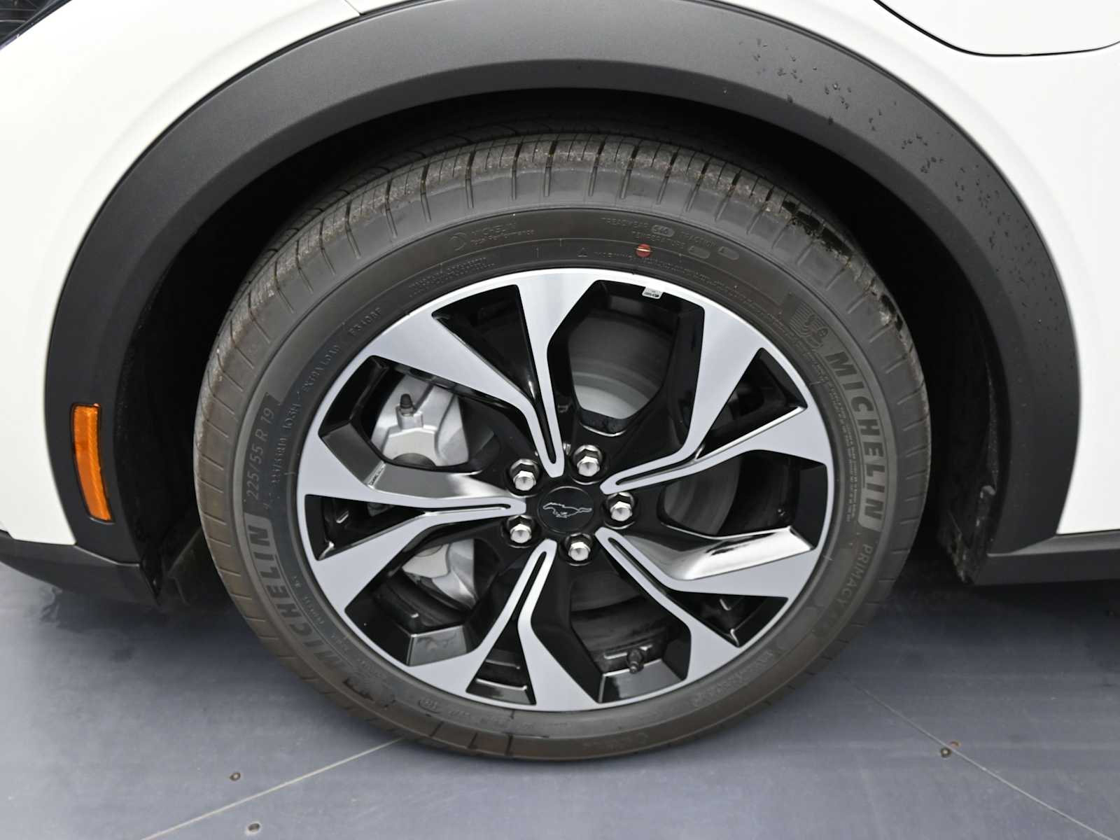 2025 Ford Mustang Mach-E Select - Photo 11