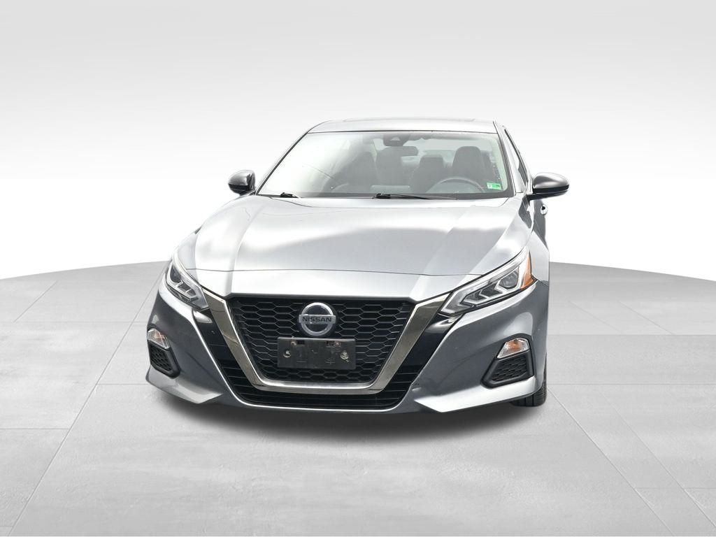 2020 Nissan Altima 2.5 SR photo 3