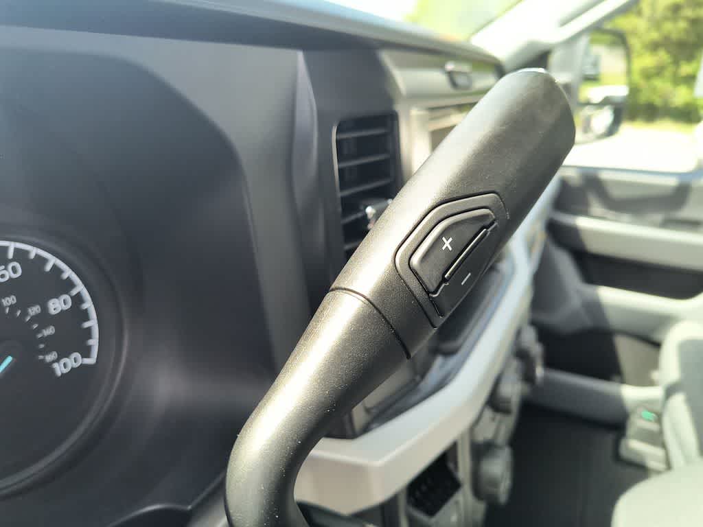 2025 Ford F-350 Super Duty XL - Photo 24