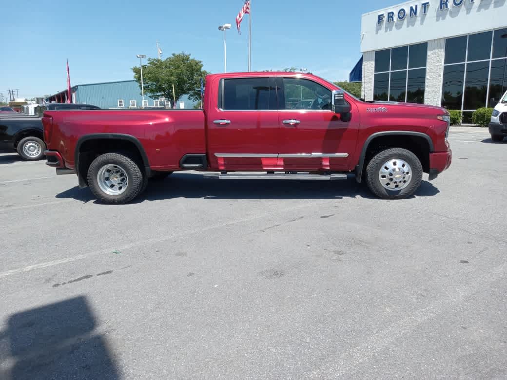 2024 Chevrolet Silverado 3500HD High Country - Photo 8