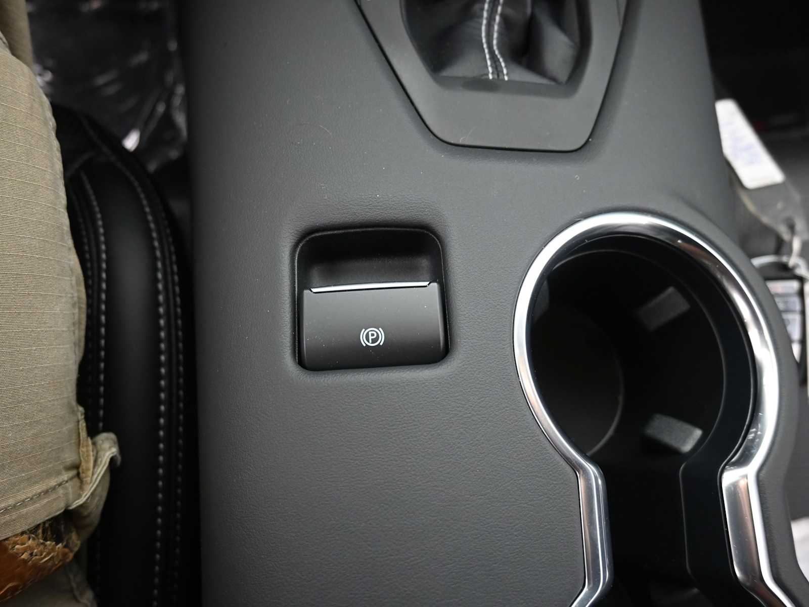 2025 Ford Mustang GT Premium Convertible - Photo 37