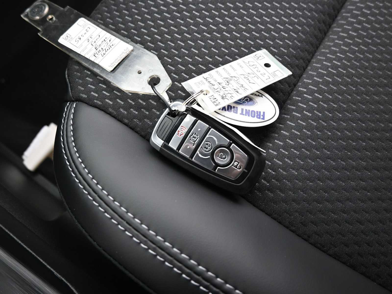 2025 Ford Escape Plug-in hybrid PHEV - Photo 19