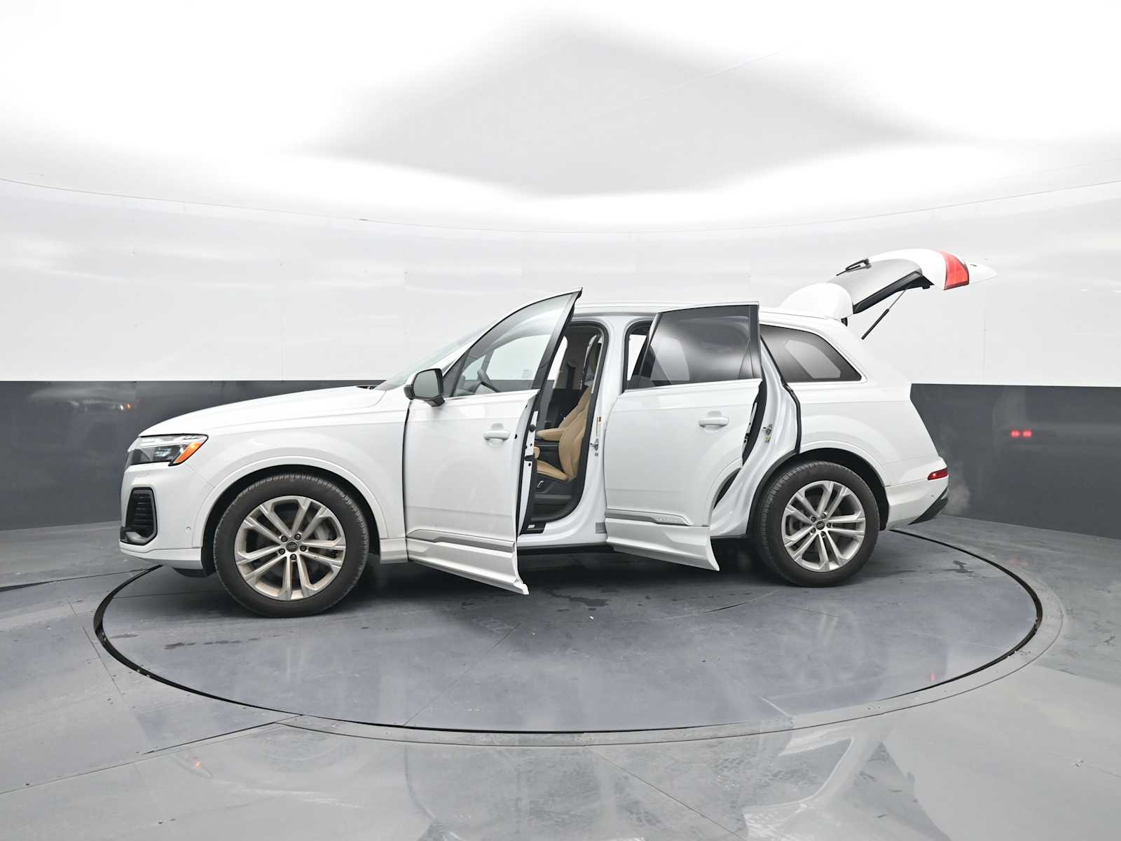 2025 Audi Q7 Prestige - Photo 44