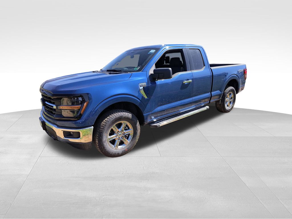 2025 Ford F-150 XLT photo 3