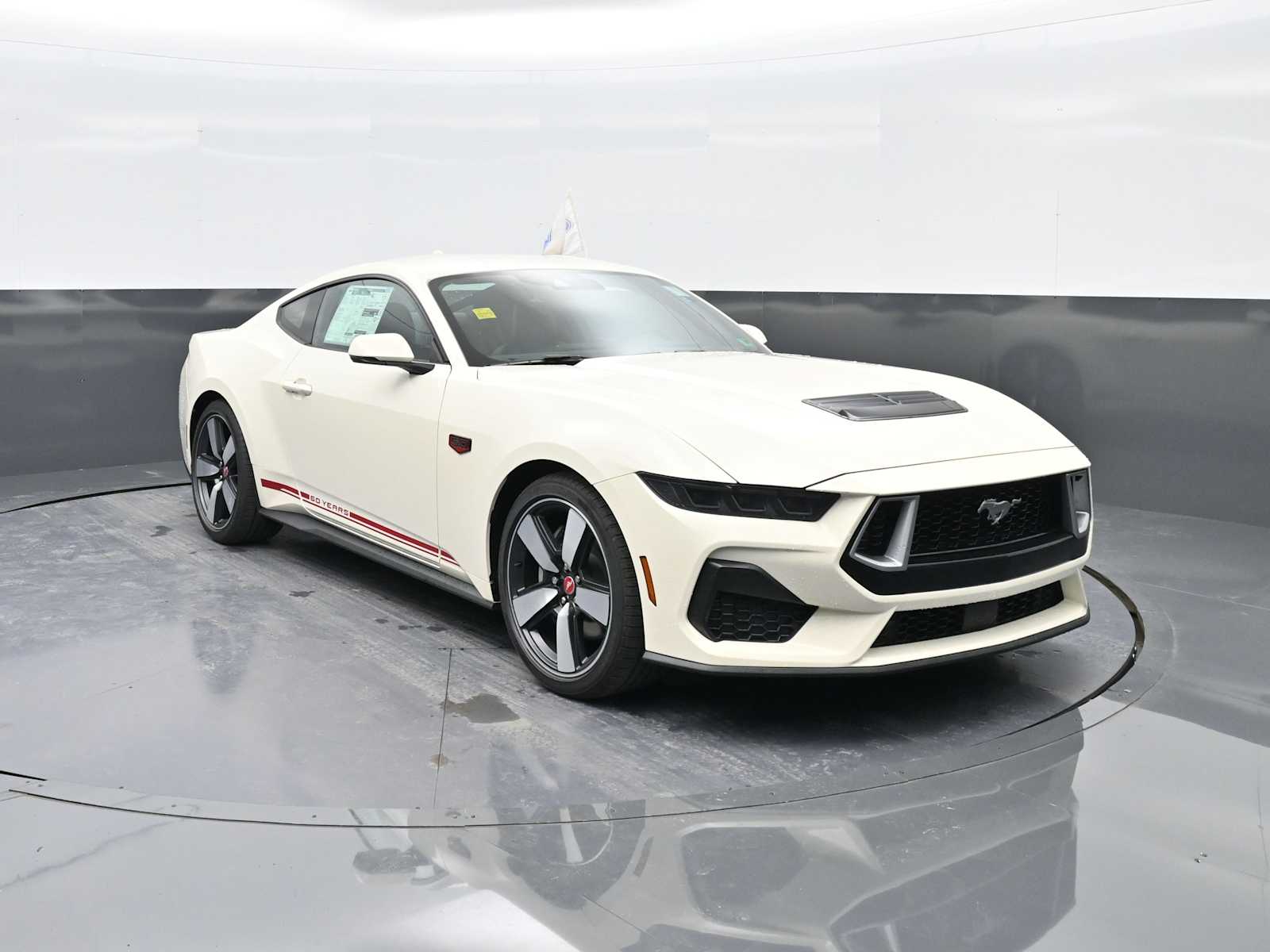 2025 Ford Mustang GT Premium's photo