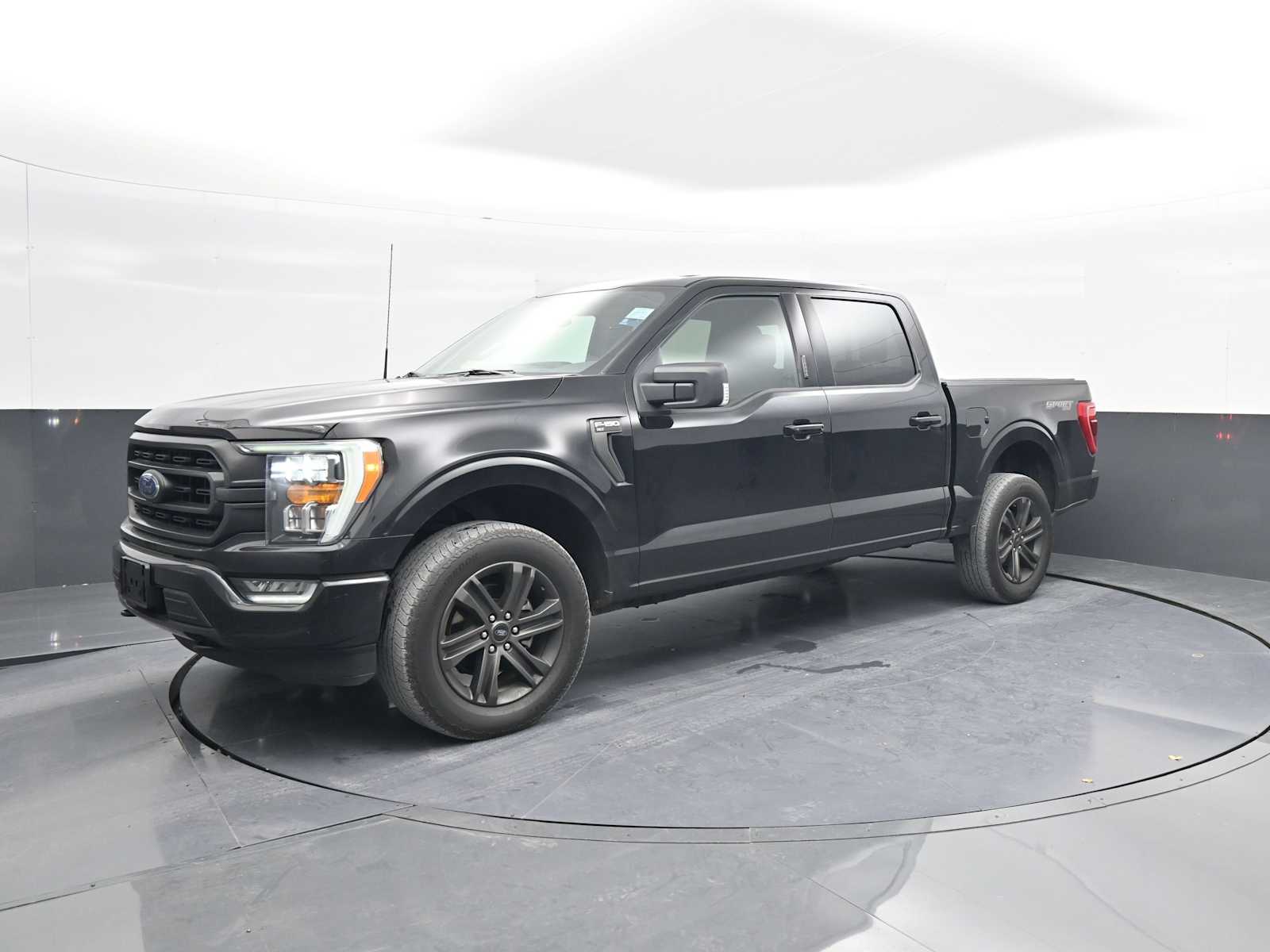 2022 Ford F-150 XLT photo 4