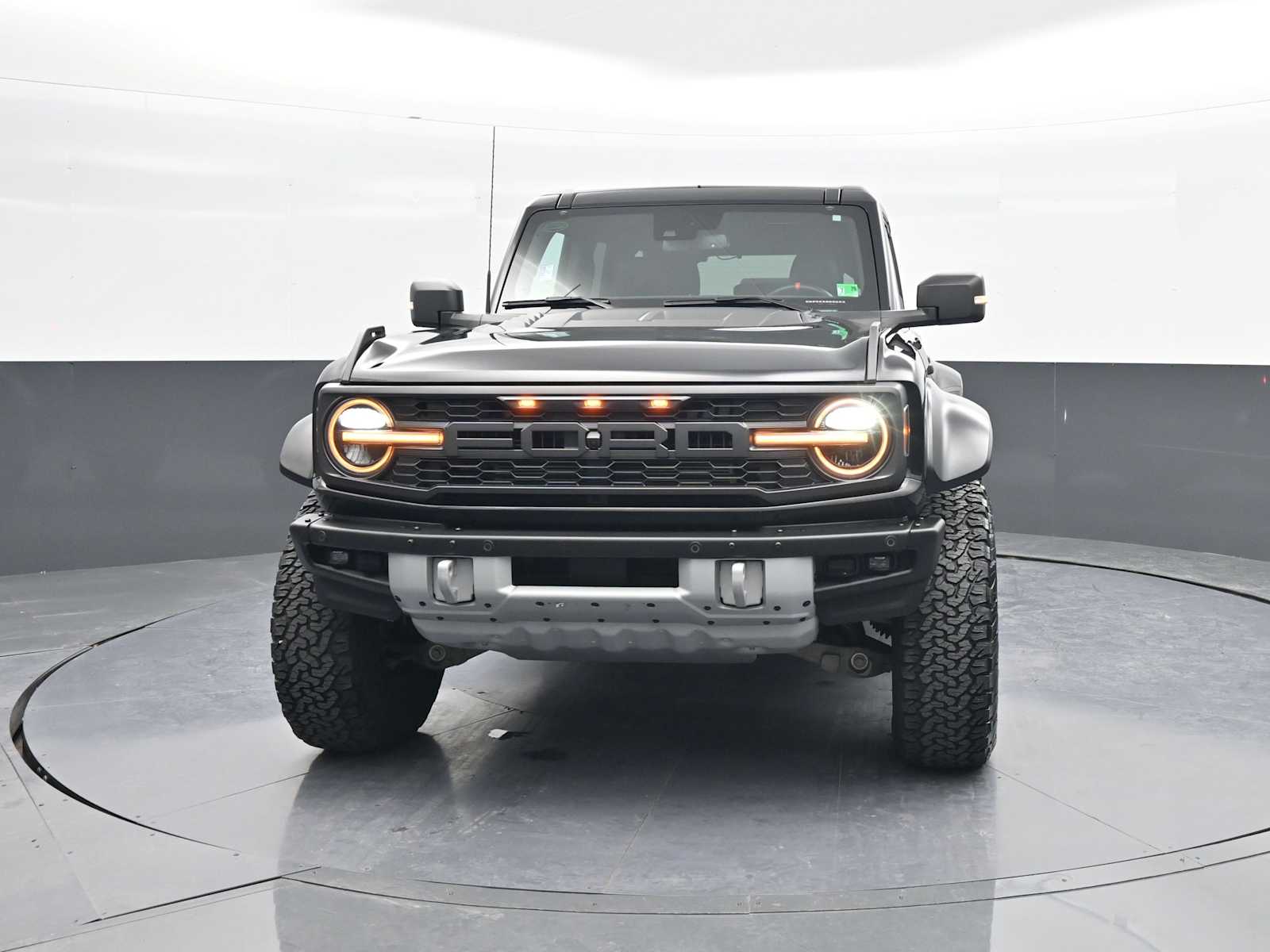 2022 Ford Bronco Raptor photo 3