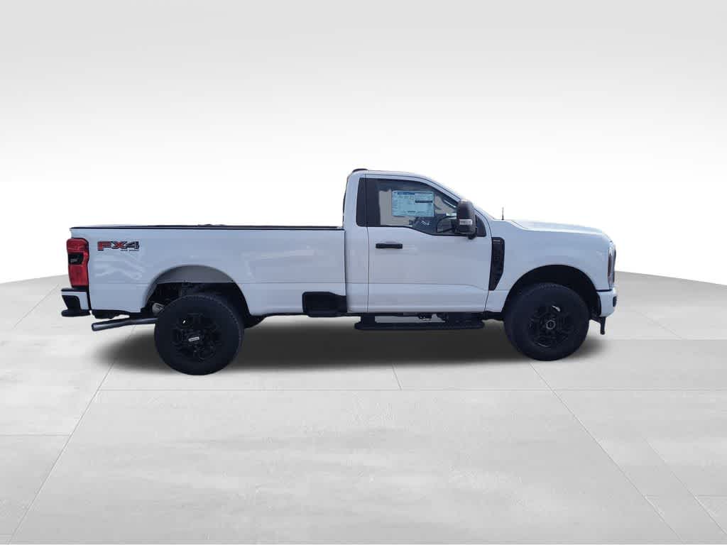 2025 Ford F-350 Super Duty XL - Photo 6