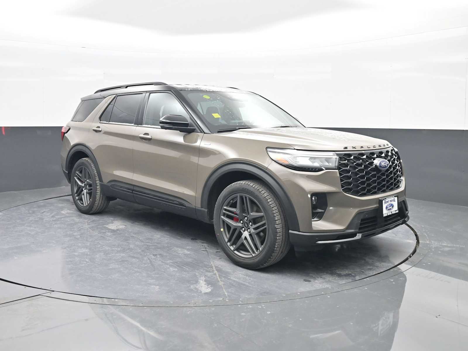 2026 Ford Explorer ST-LINE's photo