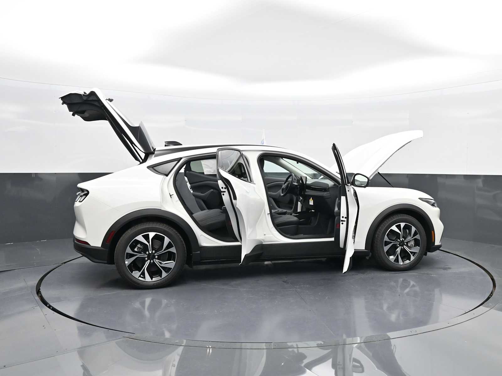 2025 Ford Mustang Mach-E Select - Photo 51