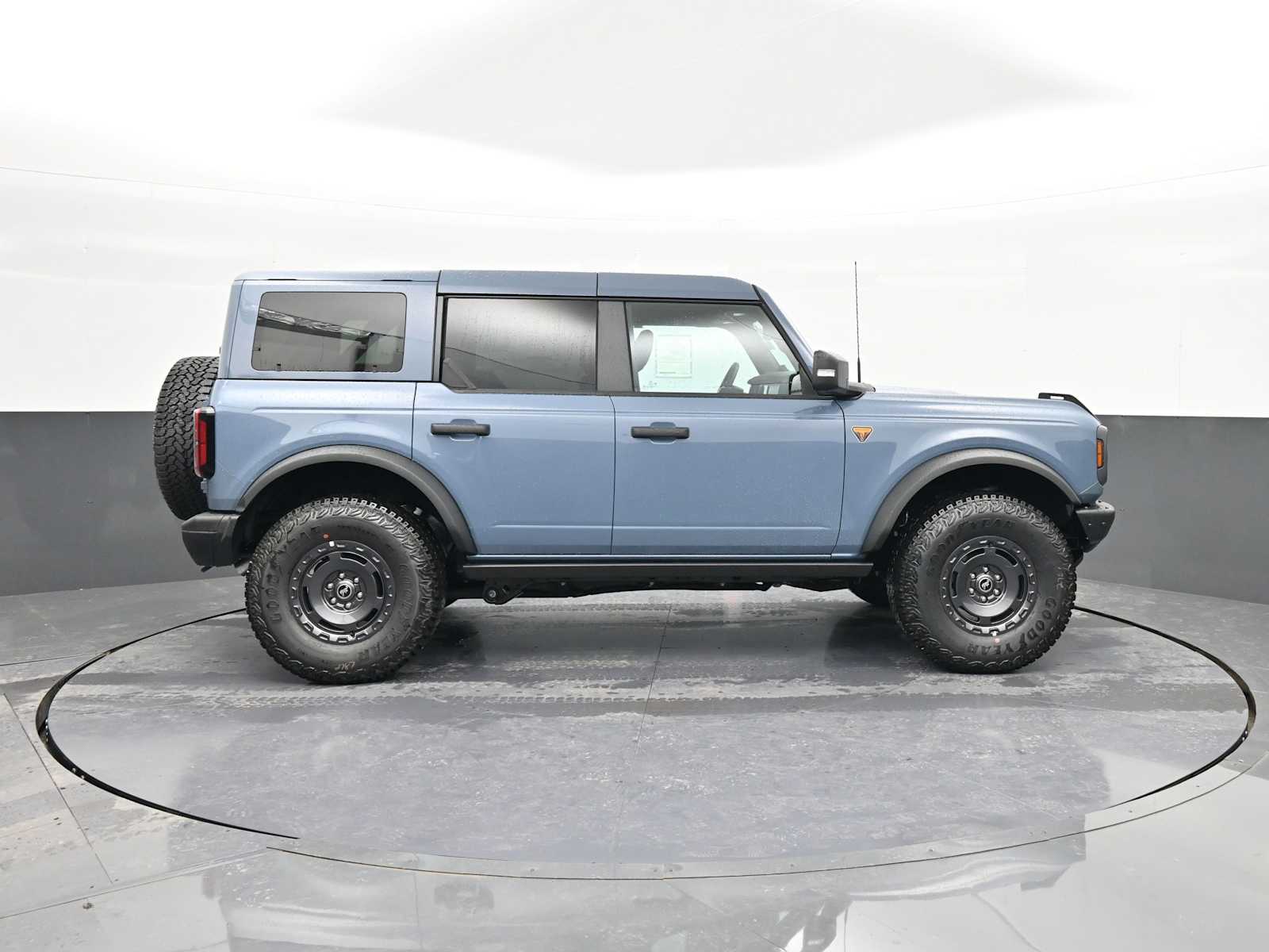 2025 Ford Bronco 4-Door Badlands - Photo 9
