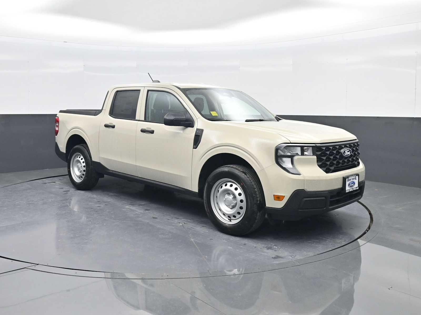 2025 Ford Maverick XL's photo