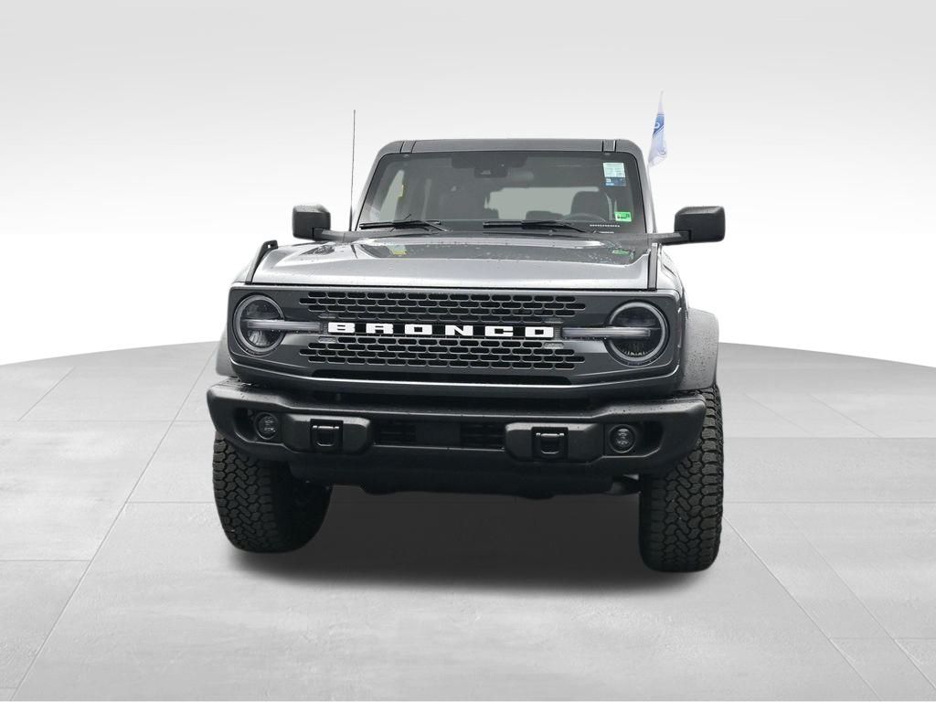 2025 Ford Bronco Badlands photo 3