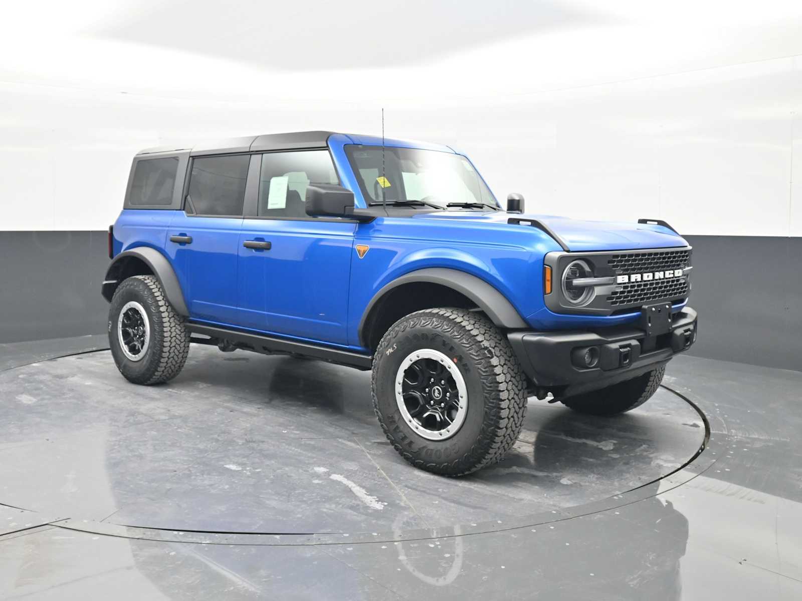 2025 Ford Bronco 4-Door Badlands's photo