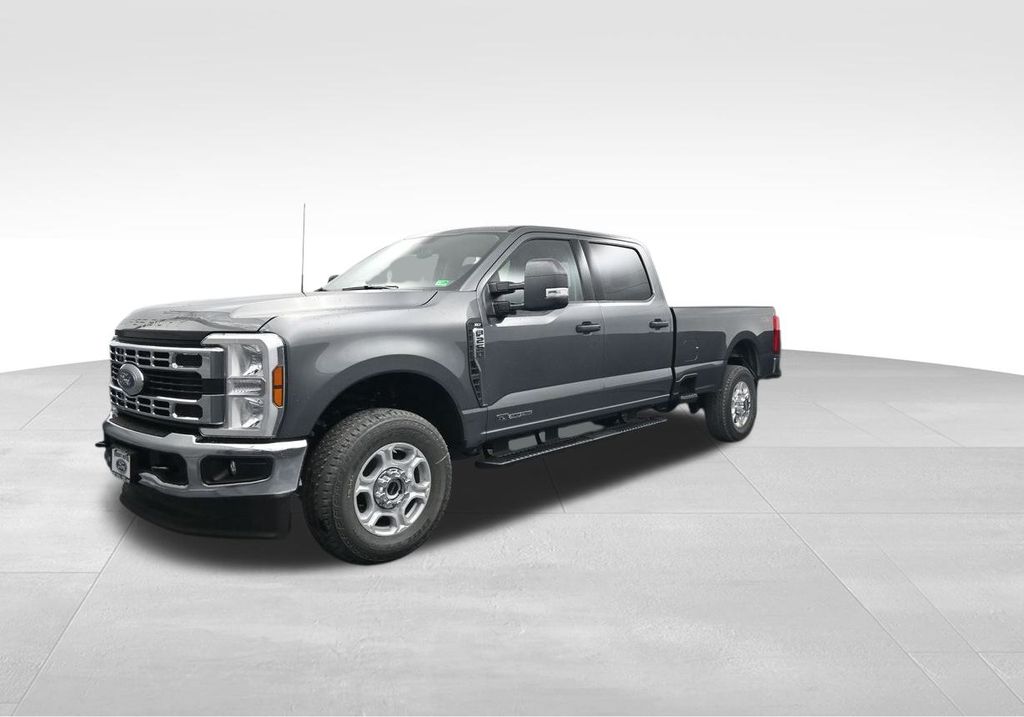 2026 Ford F-250 photo 4