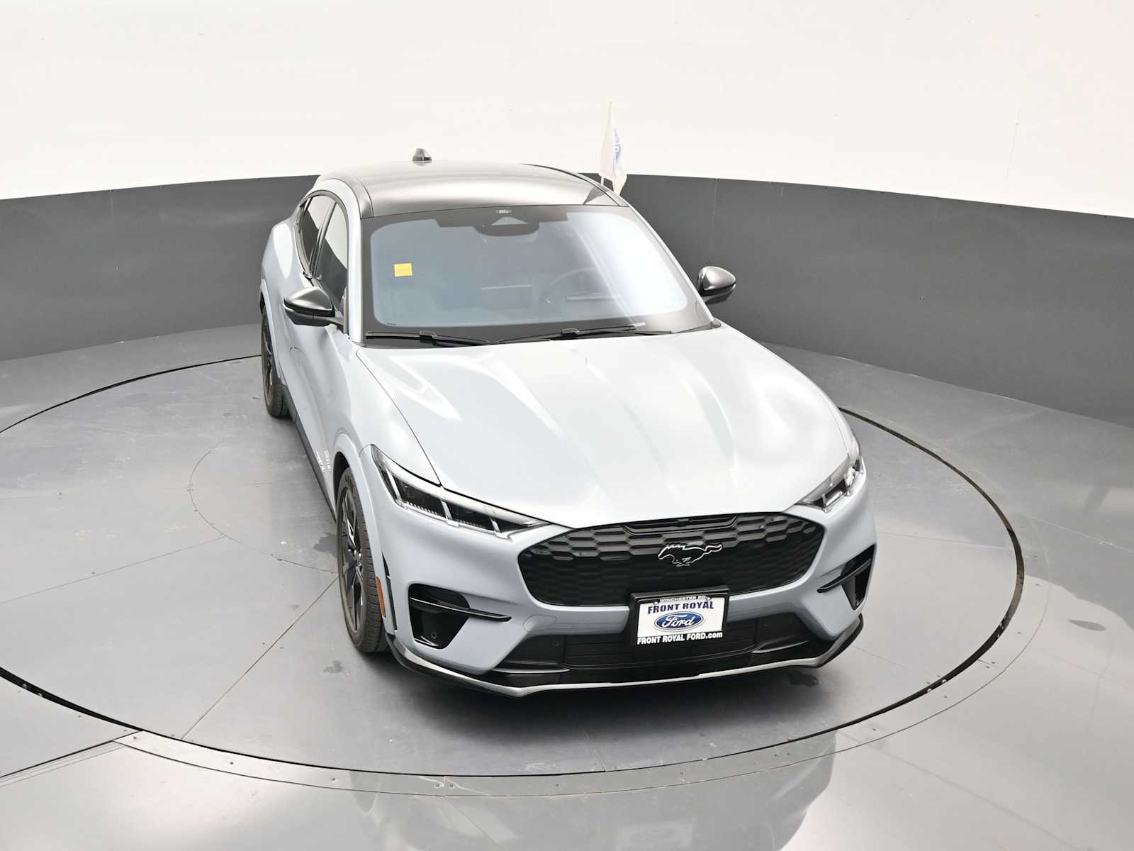 2025 Ford Mustang Mach-E GT - Photo 40
