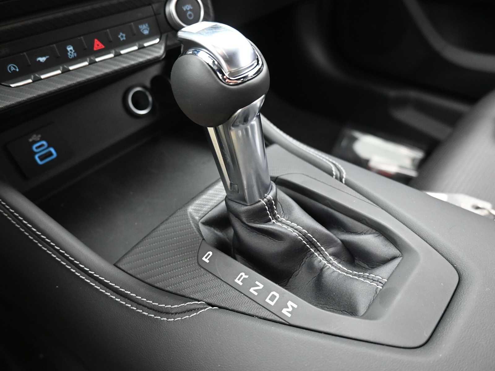 2025 Ford Mustang GT Premium Convertible - Photo 36