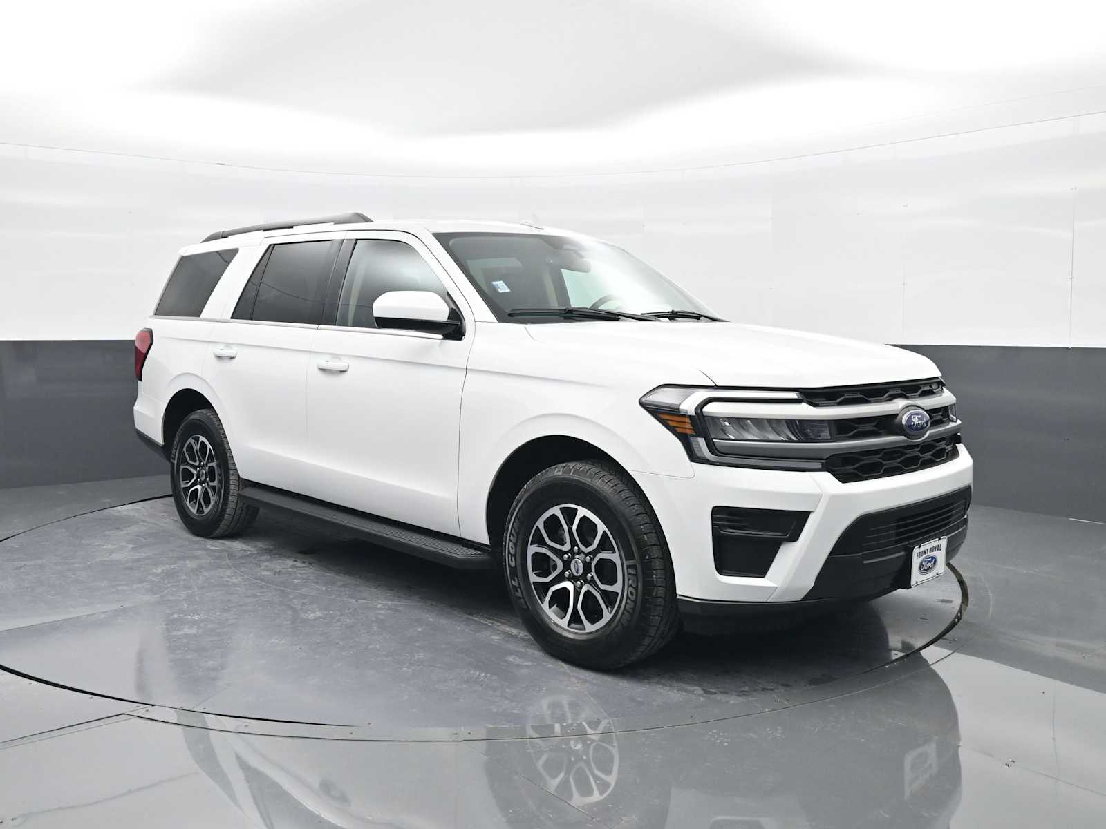 2024 Ford Expedition XLT's photo