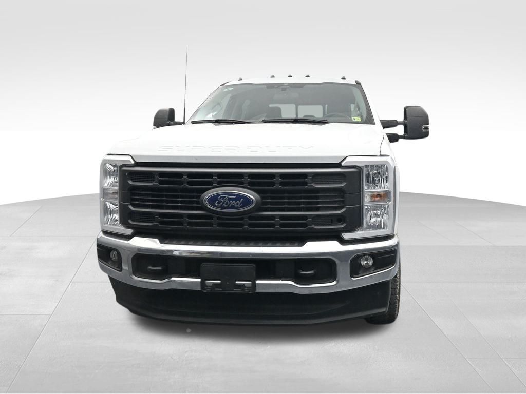 2023 Ford F-250 photo 3
