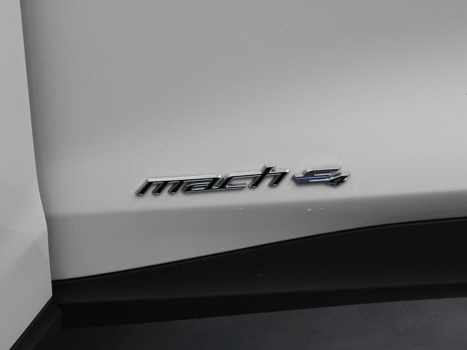 2025 Ford Mustang Mach-E Select - Photo 10