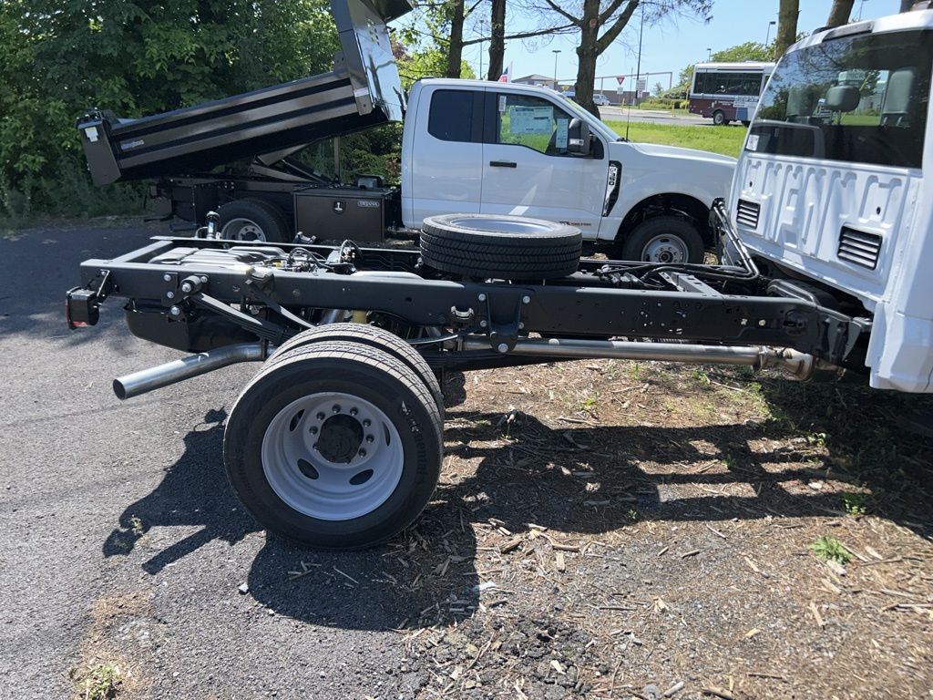 2024 Ford F-450 XL photo 3