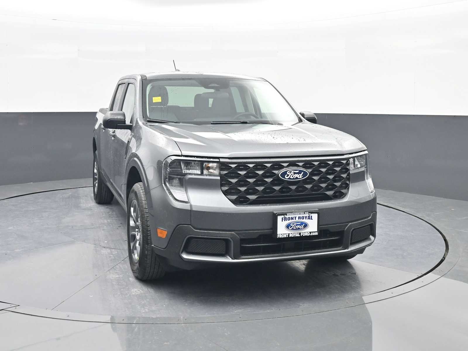 2025 Ford Maverick XLT photo 2