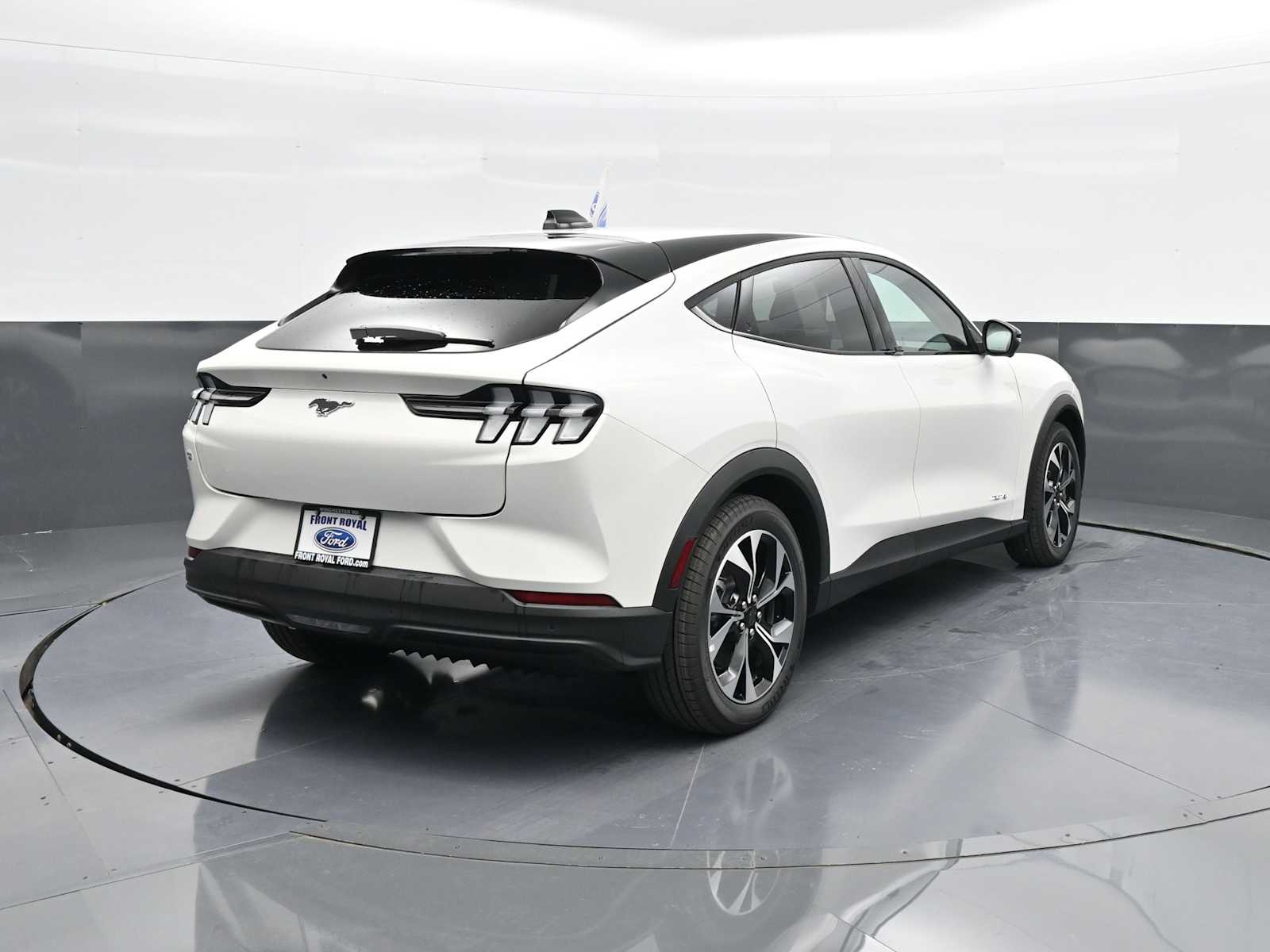 2025 Ford Mustang Mach-E Select - Photo 7