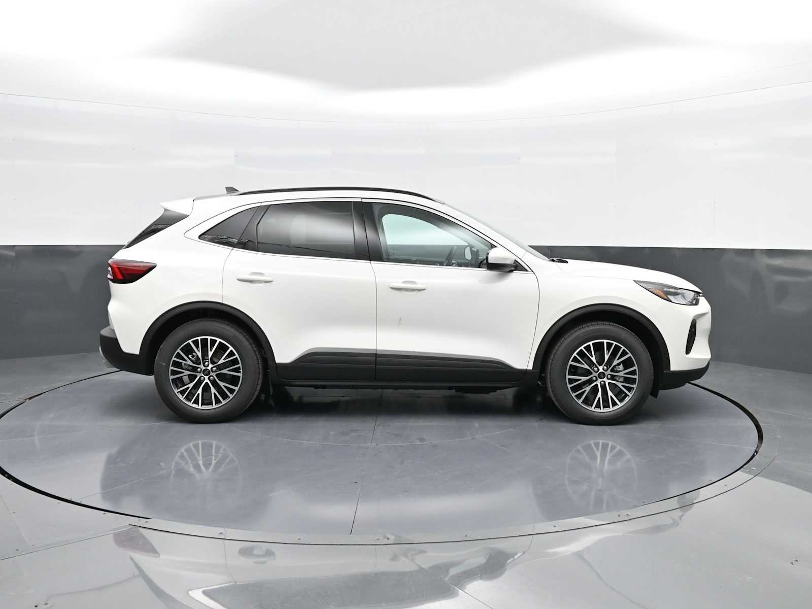 2025 Ford Escape Plug-in hybrid PHEV - Photo 9