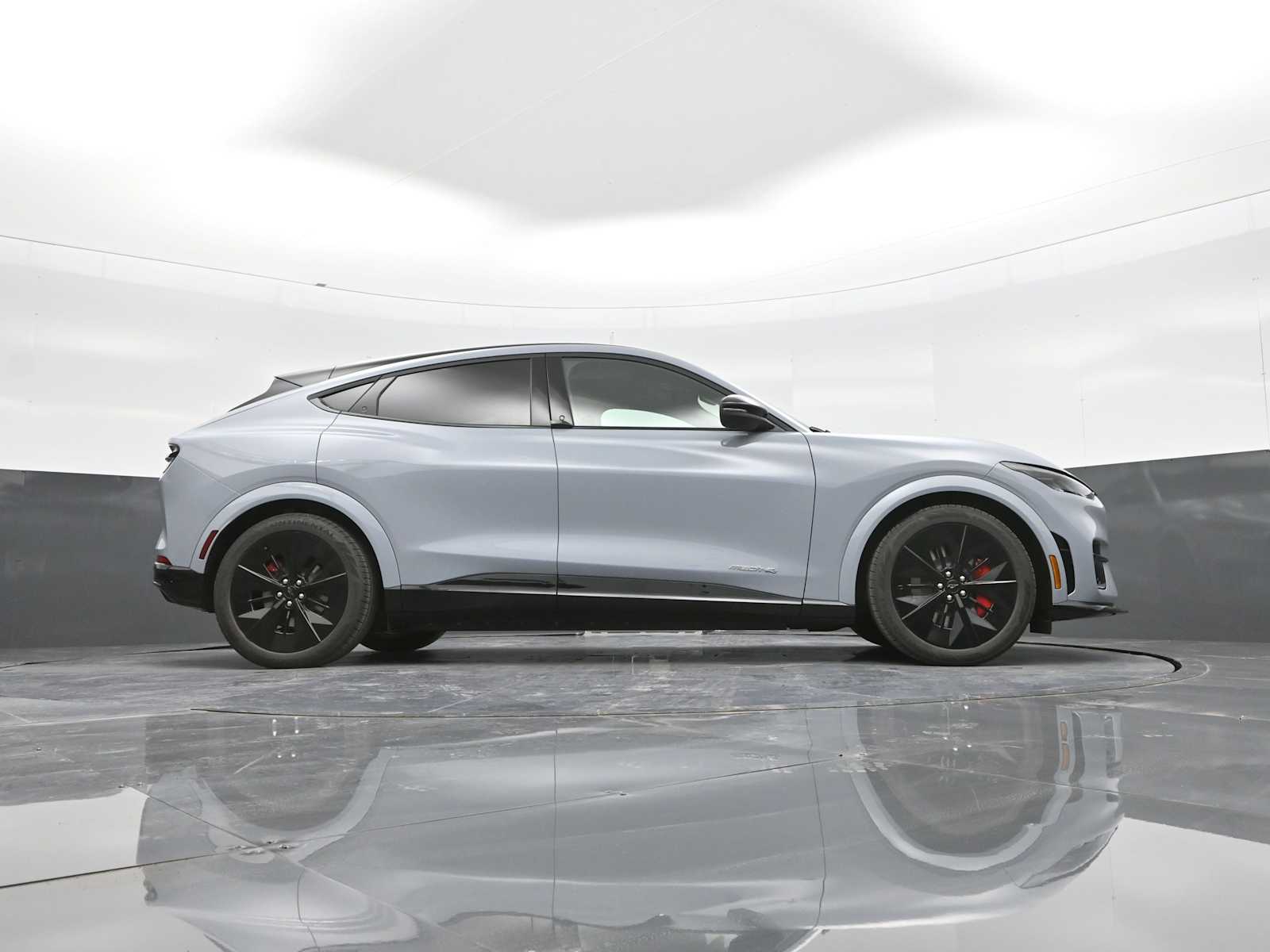 2025 Ford Mustang Mach-E GT - Photo 55