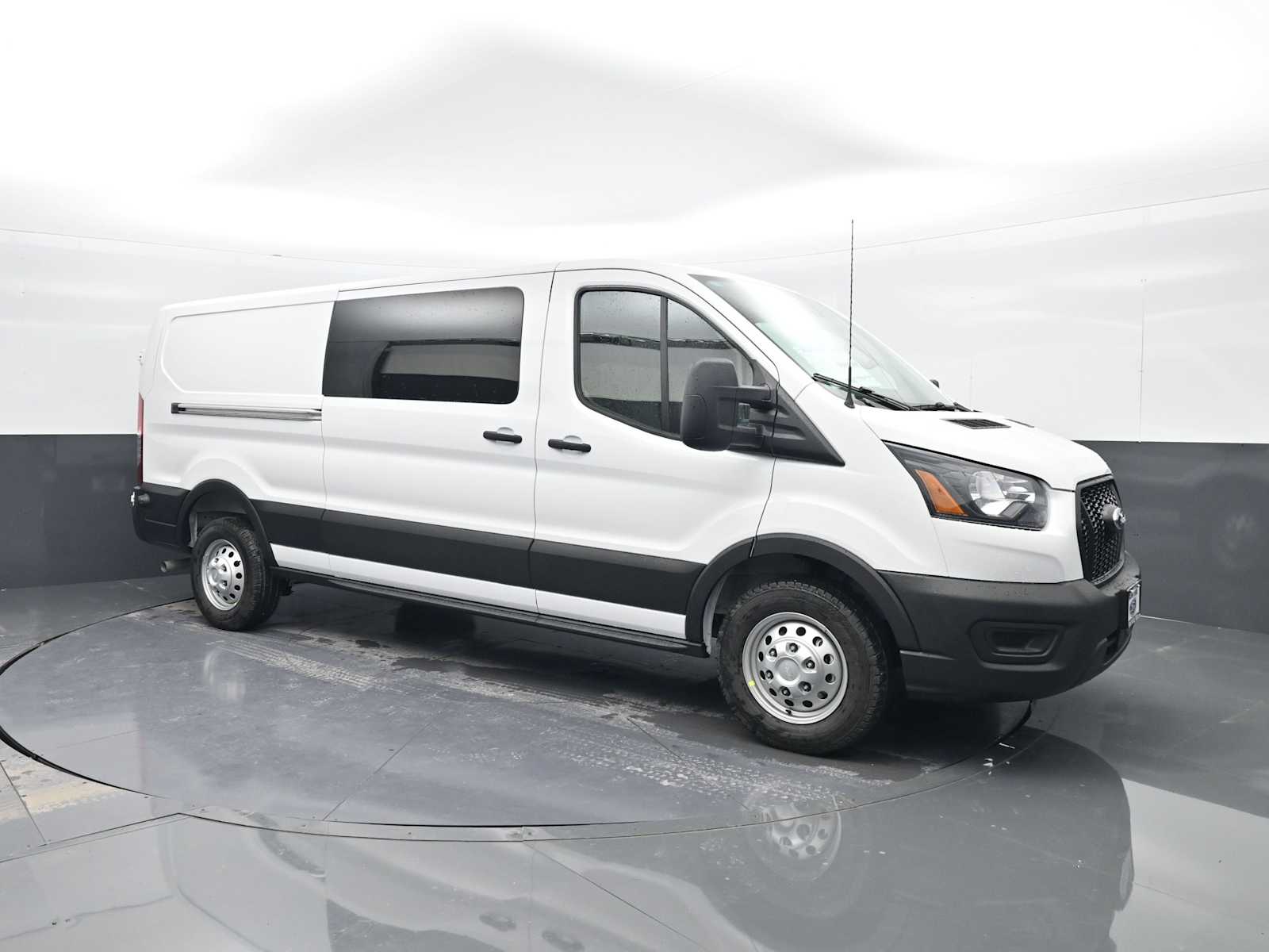 2025 Ford Transit Van Base's photo