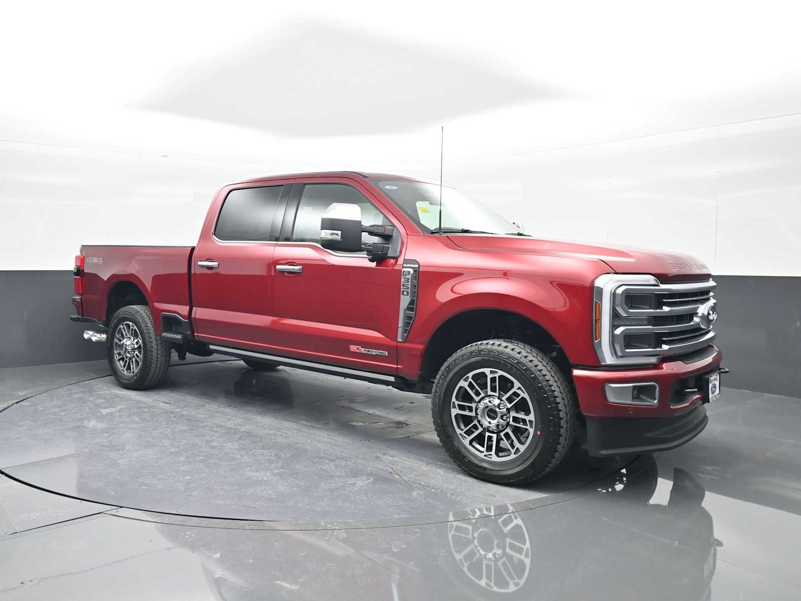 2026 Ford F-350 Super Duty Platinum's photo