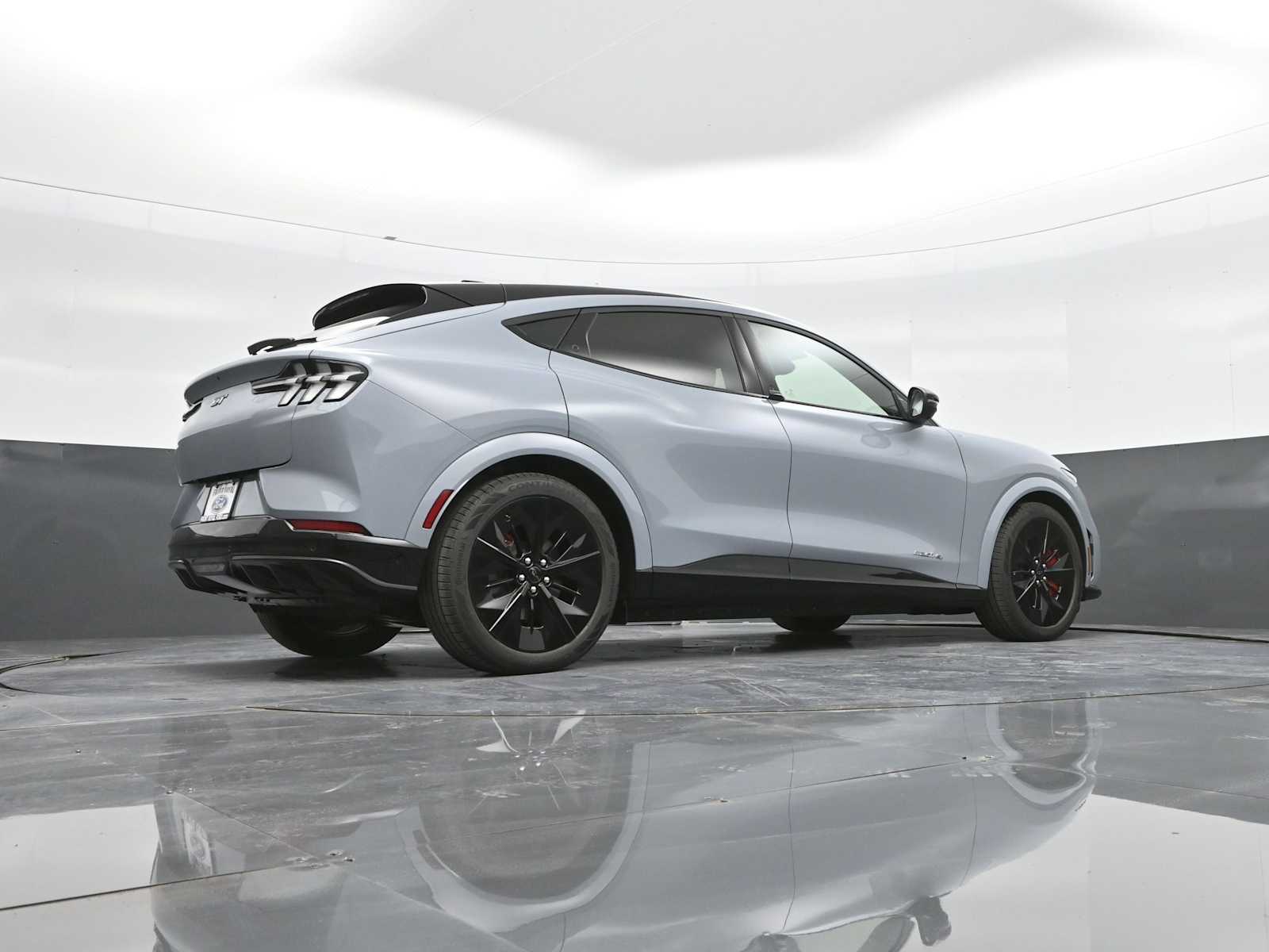 2025 Ford Mustang Mach-E GT - Photo 54