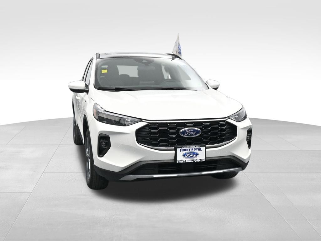 2025 Ford Escape Hybrid ST-Line Select photo 2