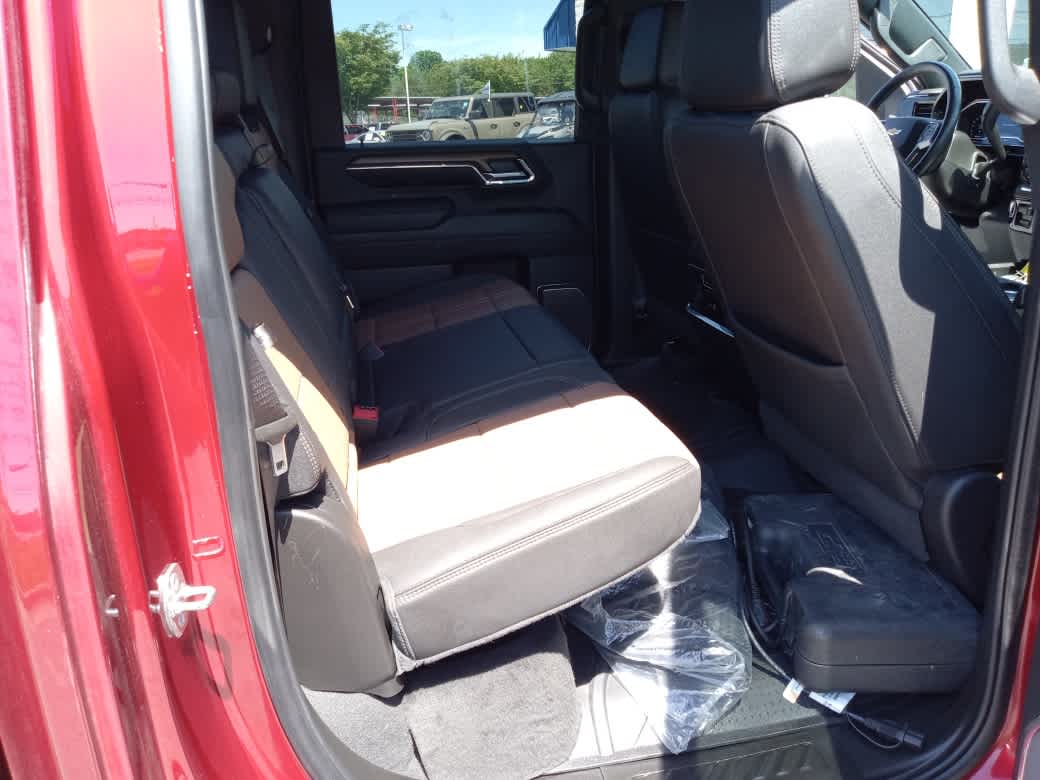 2024 Chevrolet Silverado 3500HD High Country - Photo 38