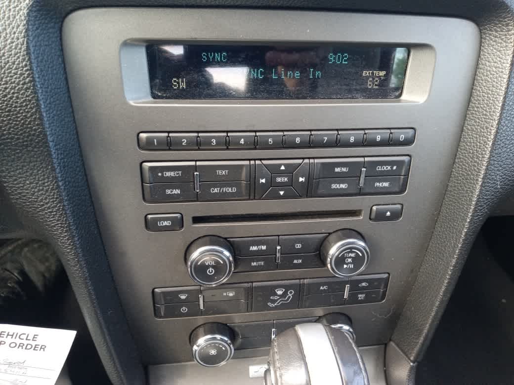 2014 Ford Mustang V6 - Photo 17