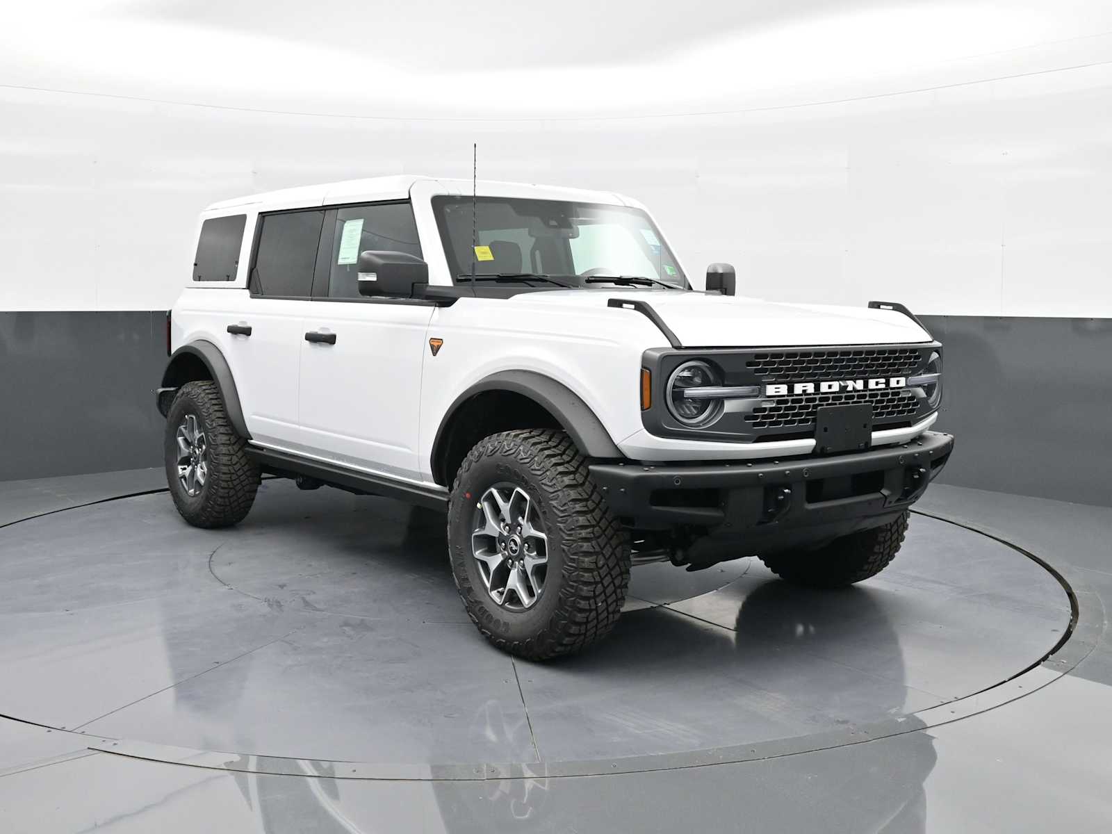 2025 Ford Bronco 4-Door Badlands's photo
