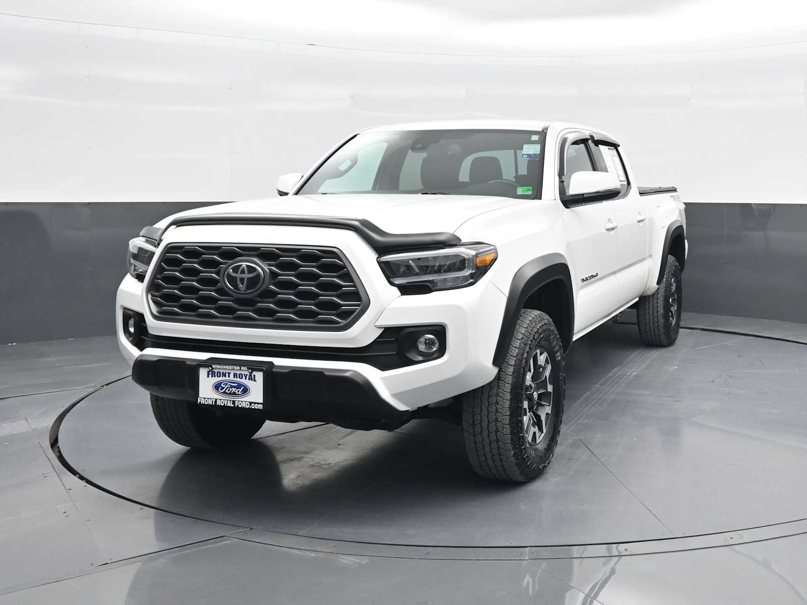 2023 Toyota Tacoma TRD Double Cab V6 photo 3
