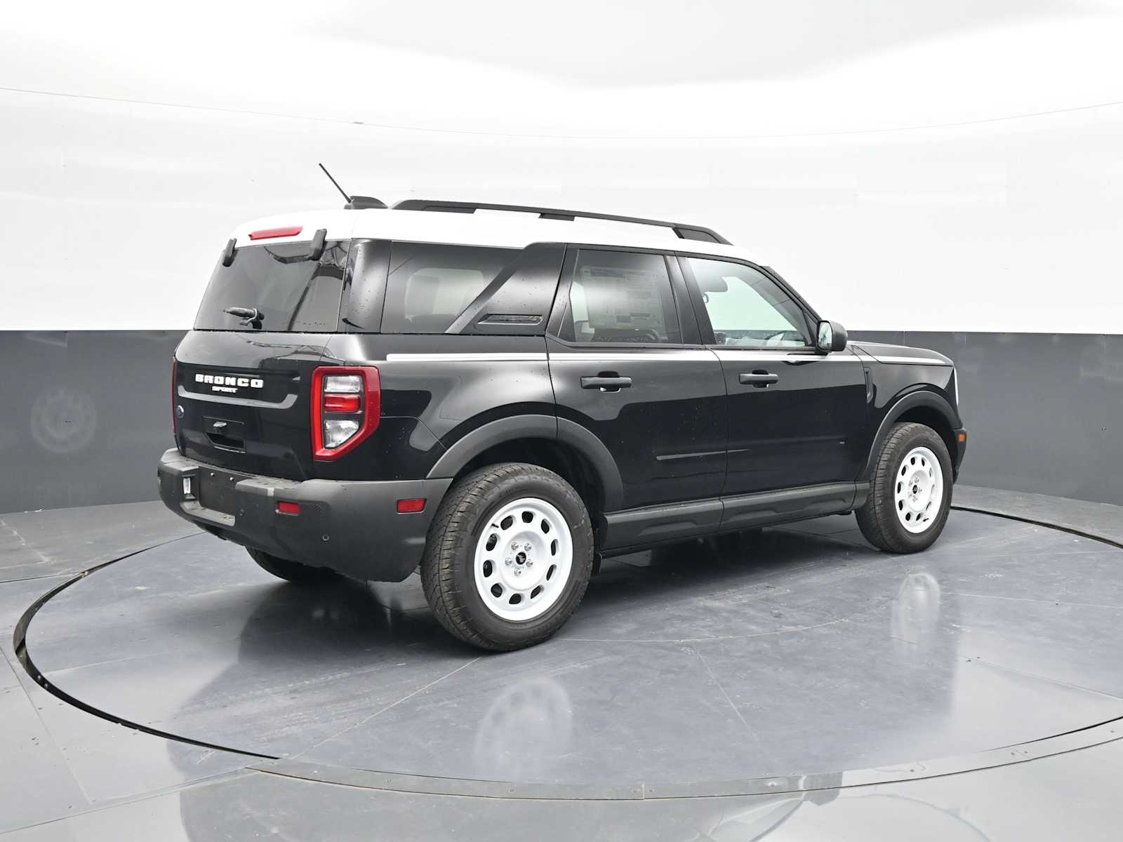 2025 Ford Bronco Sport Heritage - Photo 8