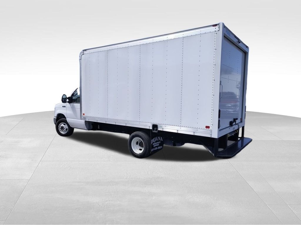 2024 Ford E-350 photo 3