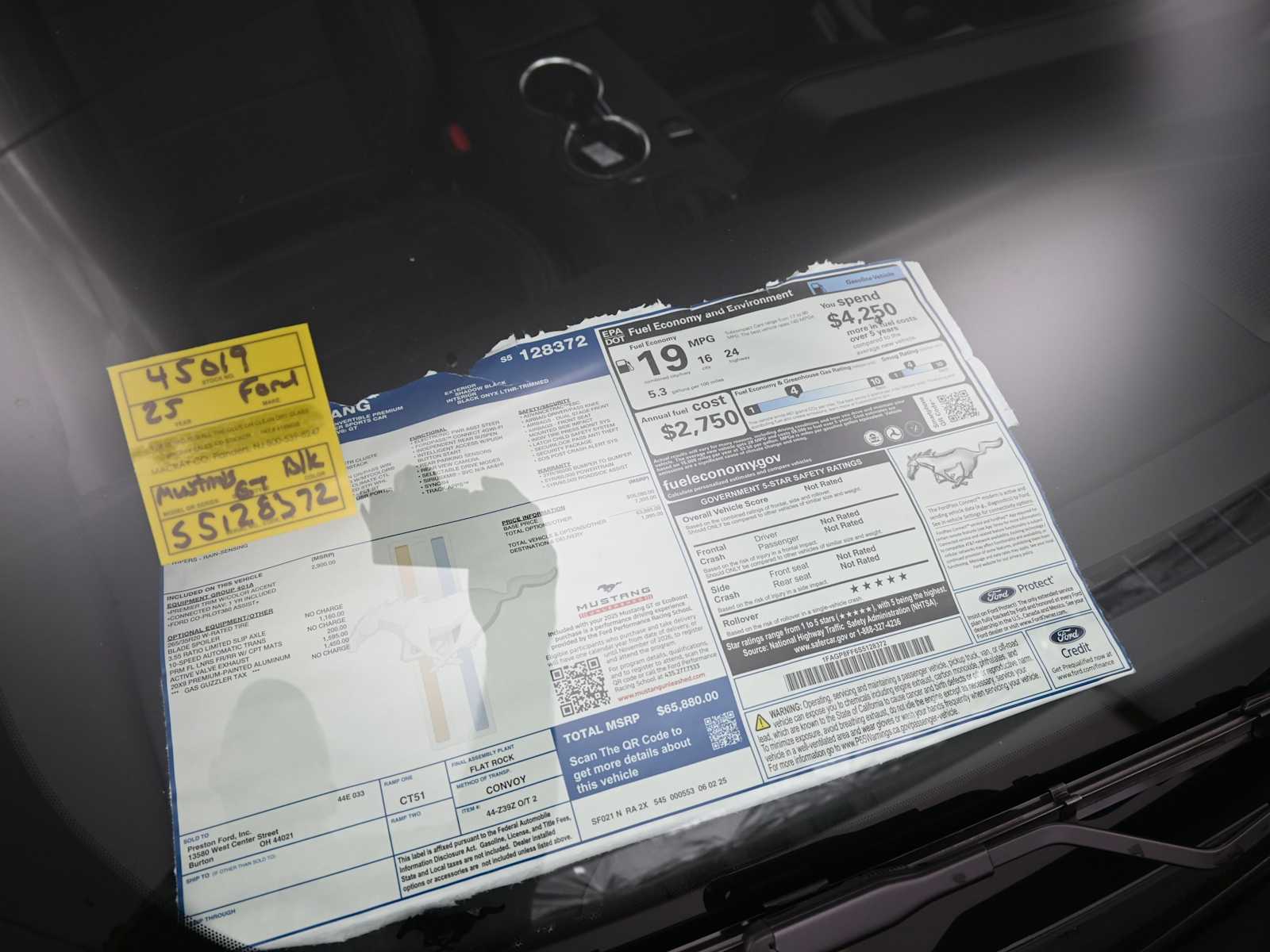 2025 Ford Mustang GT Premium Convertible - Photo 13