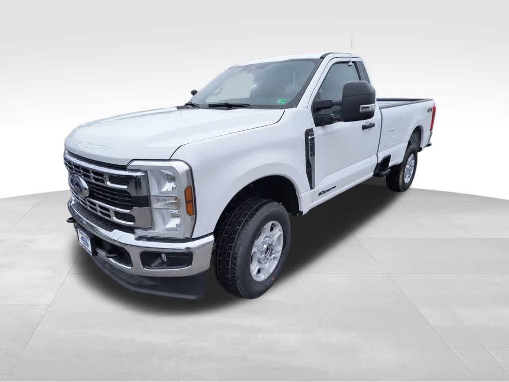 New 2025 Ford F-250SD XLT Truck