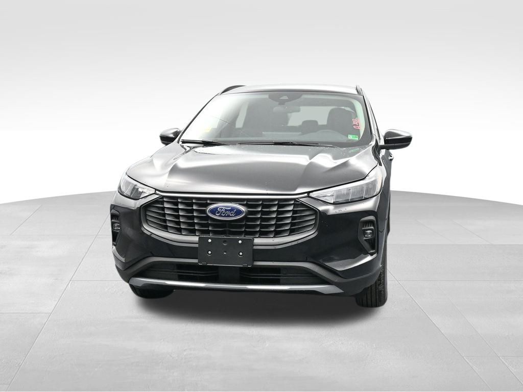 2025 Ford Escape Base photo 3