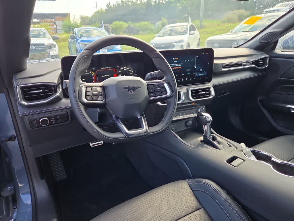2025 Ford Mustang GT Premium Fastback - Photo 12