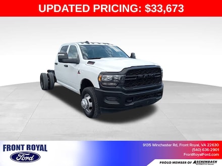 2022 Ram 3500 Chassis Cab Tradesman 2WD Crew Cab 60 CA 172.4 WB 2WD Crew Cab 60 CA 172.4 WB