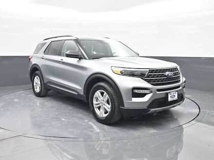 2023 Ford Explorer XLT SUV